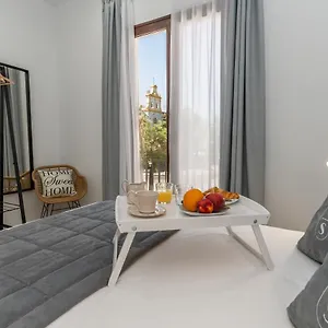 Apartment Cordoba Suites Apartments, Cordoba