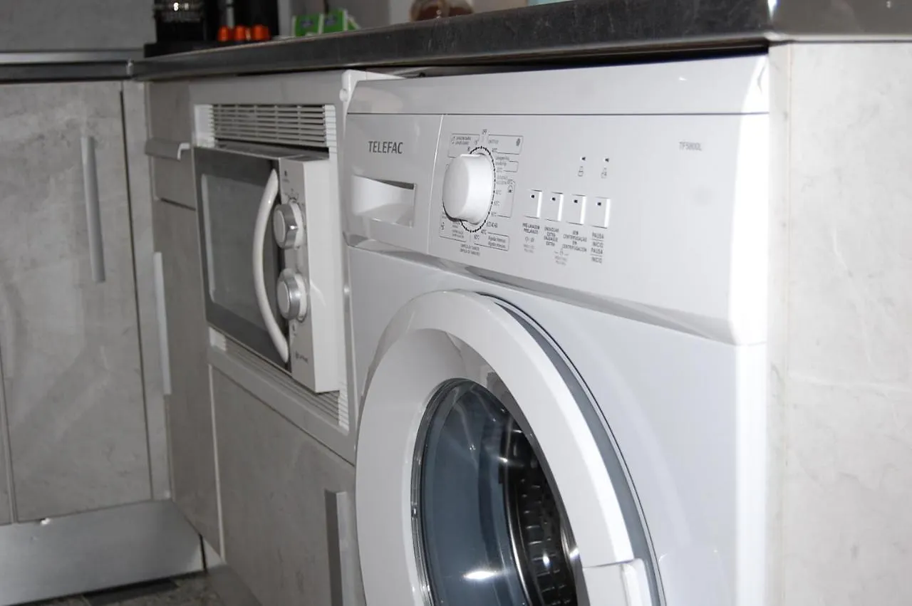 Apartamentos Los Jardines& Parking Κόρδοβα