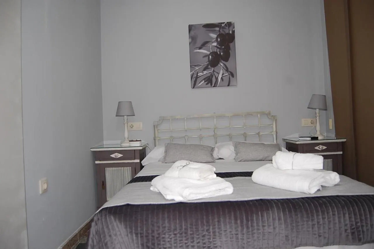 Apartamentos Los Jardines& Parking Κόρδοβα